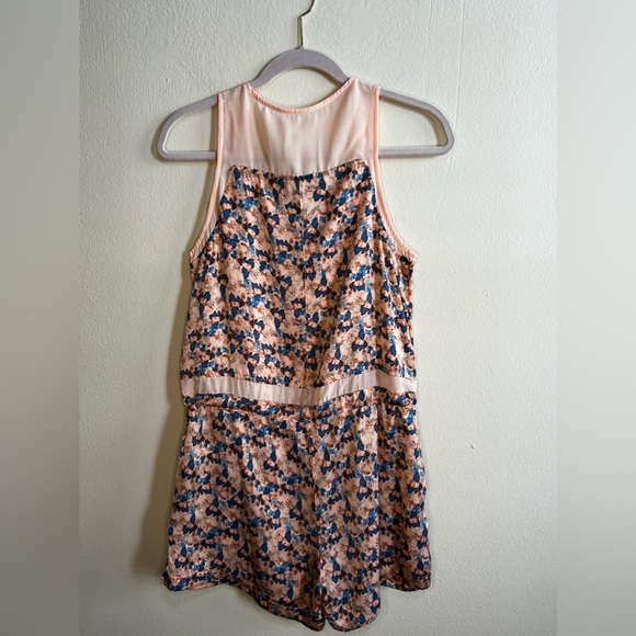 House of Deréon  Floral Romper - Medium - Picture 4 of 8